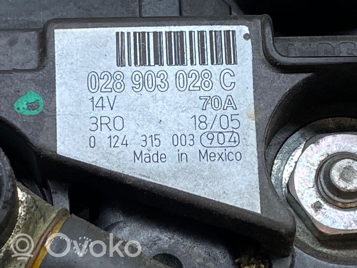 Volkswagen New Beetle Generatore/alternatore 028903028C