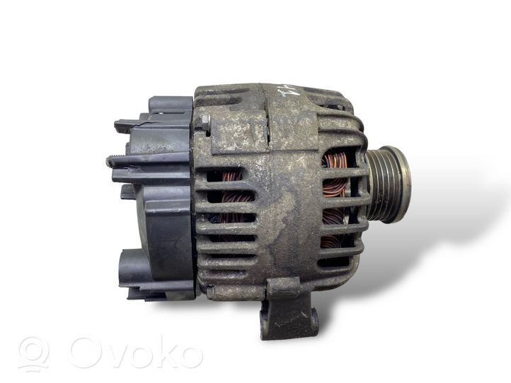 Mitsubishi Colt Generatore/alternatore 1800A136