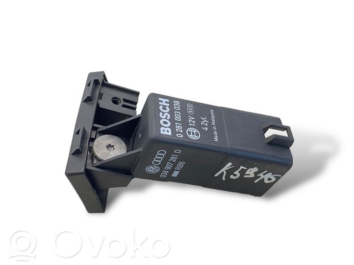 038907281D Volkswagen PASSAT B6 Glow plug preheat relay, 5.00 € RRR
