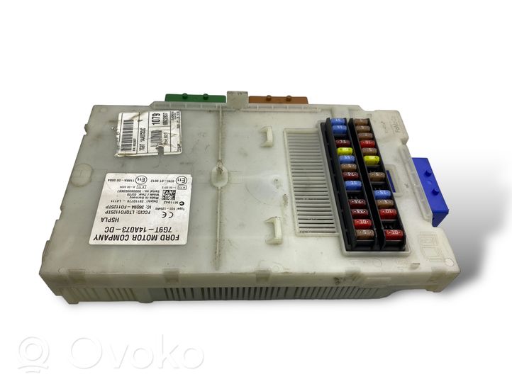 Ford Mondeo MK IV Fuse module 7G9T14A073DC