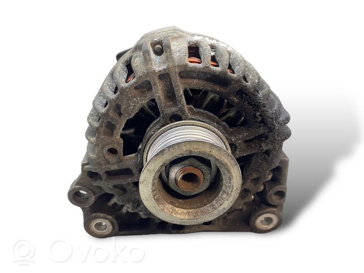 Volkswagen Golf V Alternator 03C903023D