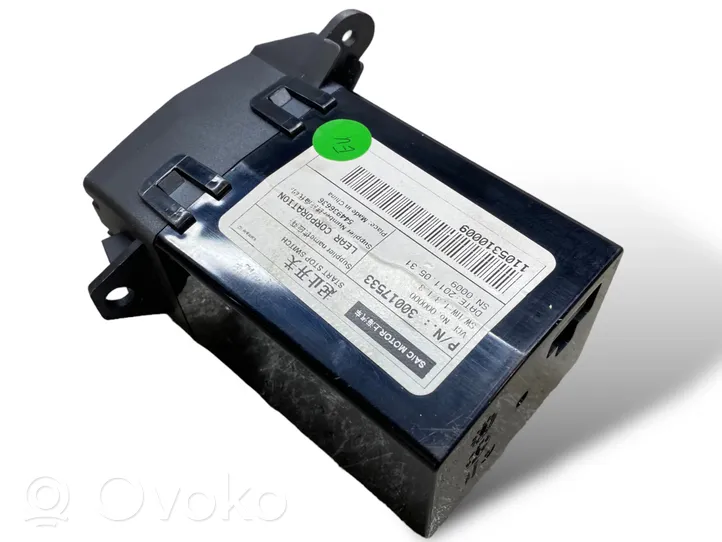 MG 6 Komputer / Sterownik ECU i komplet kluczy F01RB0D491