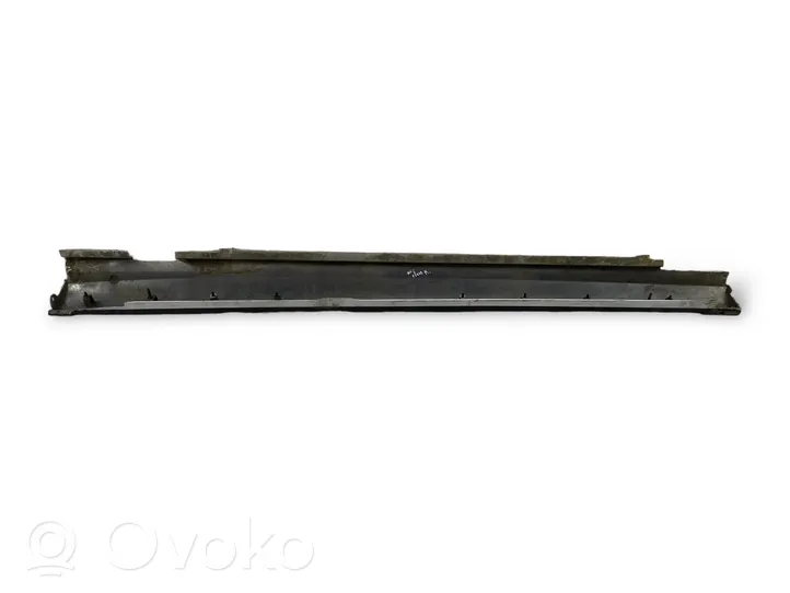 MG 6 Sill 10011637