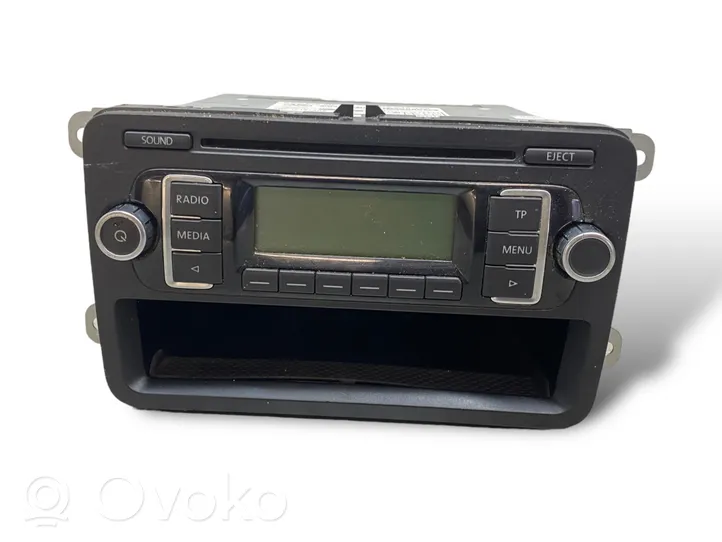 Volkswagen Touran II Radio/CD/DVD/GPS-pääyksikkö 5K0035156