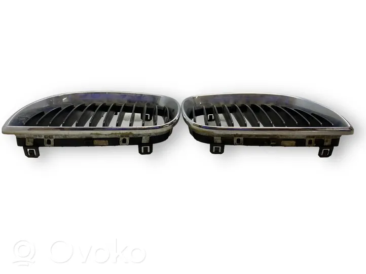 BMW 1 E81 E87 Grille de calandre avant 22405910