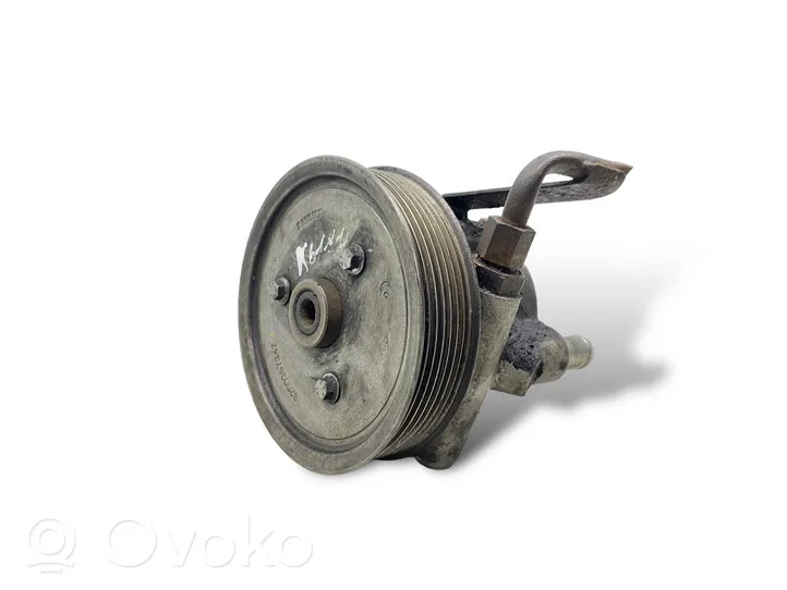 Opel Vivaro Ohjaustehostimen pumppu 8200357347