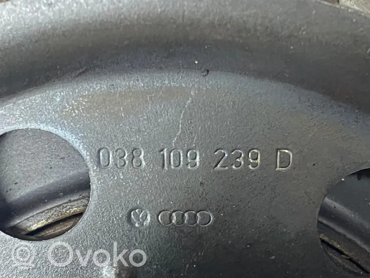 Volkswagen Golf V Nokka-akseli 038109111E