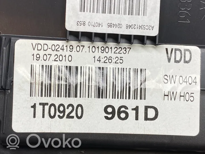 Volkswagen Touran II Kit centralina motore ECU e serratura 5WP42838AA