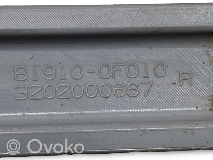Toyota Verso Réflecteur de feu arrière 819100F010