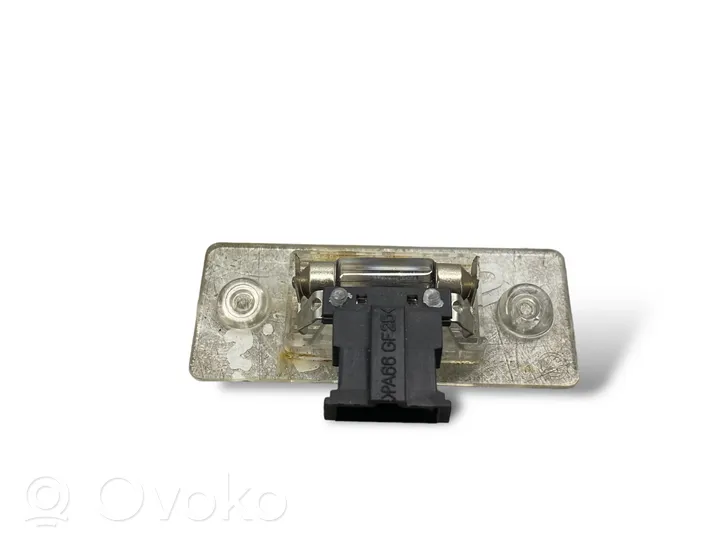 Skoda Fabia Mk2 (5J) Lampa oświetlenia tylnej tablicy rejestracyjnej 6Y0943021E