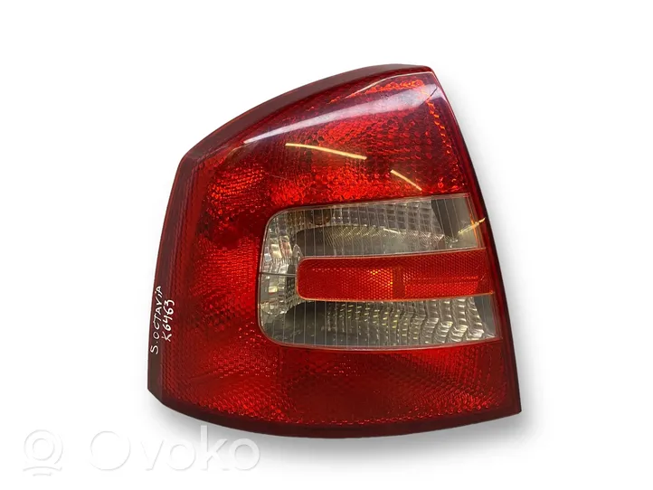 Skoda Octavia Mk2 (1Z) Luci posteriori 1Z5945111A