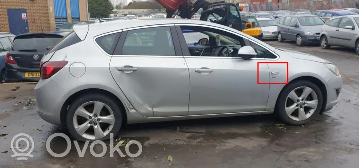 Opel Insignia A Indicatore di direzione del parafango anteriore 510512838