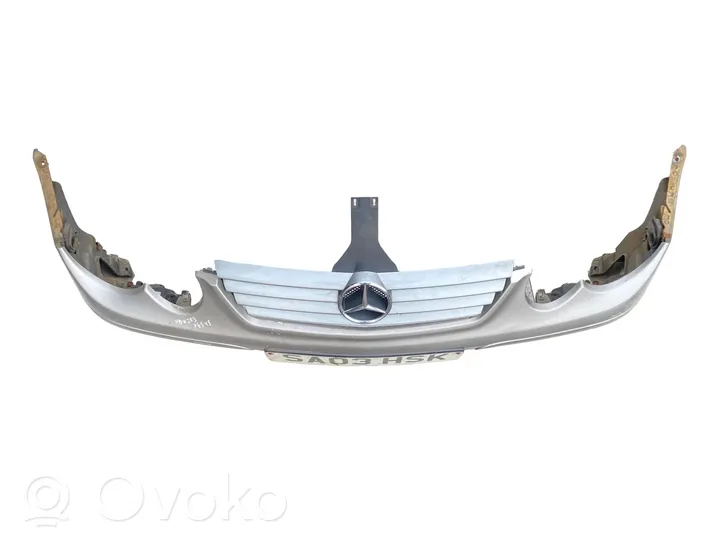 Mercedes-Benz C W203 Front bumper 