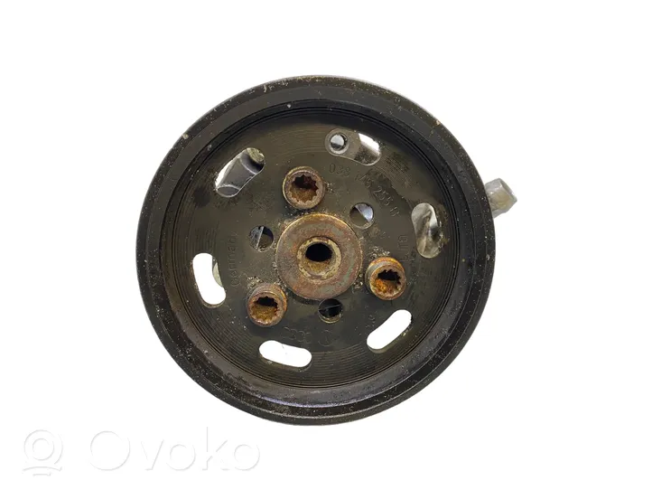 Audi A6 S6 C6 4F Ohjaustehostimen pumppu 8K0145154B