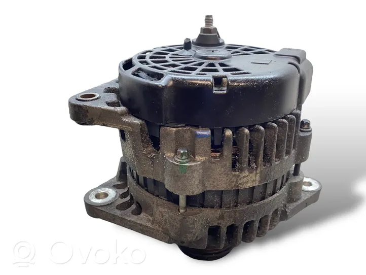 Opel Zafira B Generatore/alternatore 8980311541