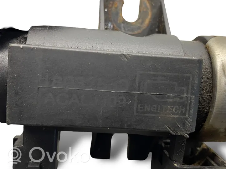 Opel Zafira B Turbo solenoid valve 55563562