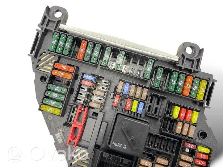 BMW 5 F10 F11 Sulakemoduuli 9234423