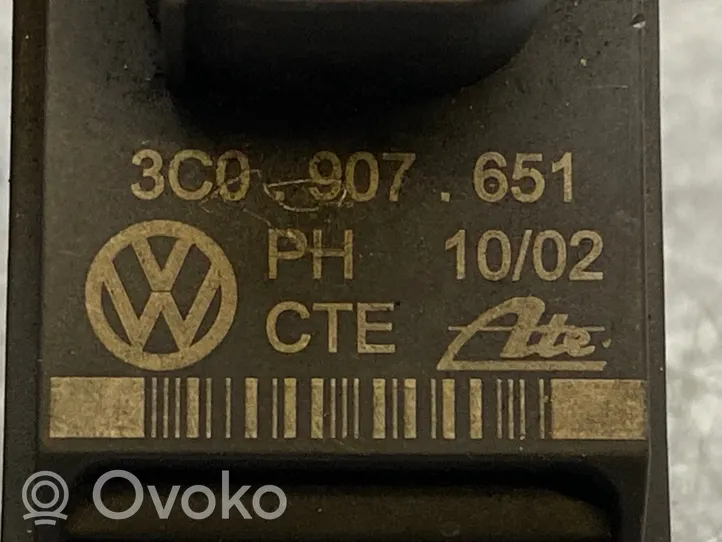 Volkswagen Tiguan Turvatyynyn törmäysanturi 3C0907651