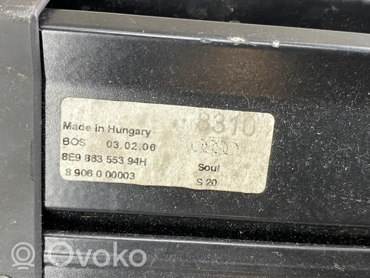 Audi A4 S4 B7 8E 8H Roleta bagażnika 8E9863553