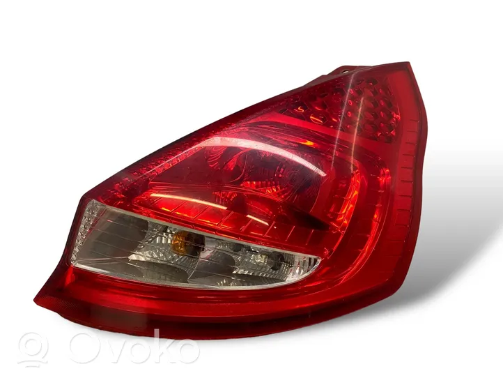 Ford Fiesta Lampa tylna 8A6113404A