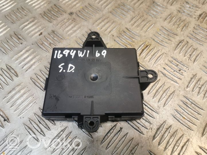 Mercedes-Benz A W169 Door control unit/module 1698209226