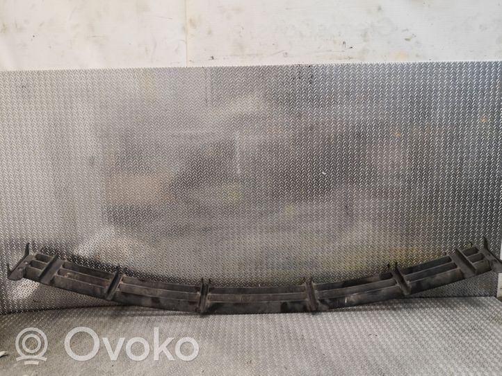 BMW 7 E38 Grille inférieure de pare-chocs avant 8236312