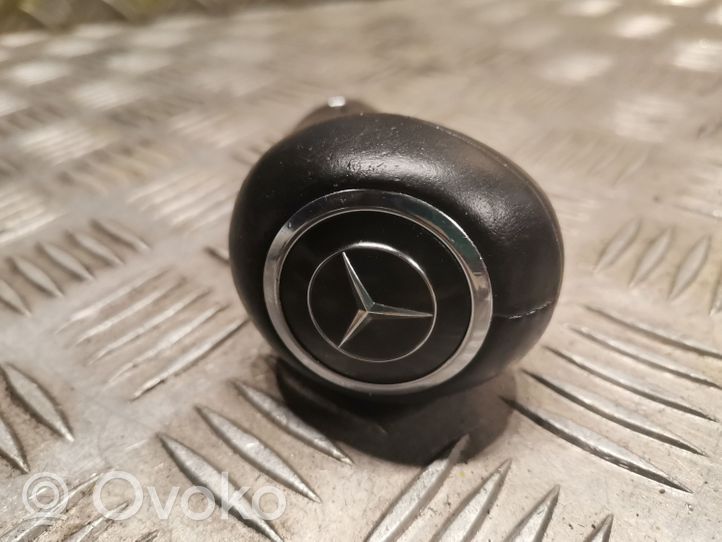 Mercedes-Benz A W169 Revêtement pommeau de levier de vitesses cuir 