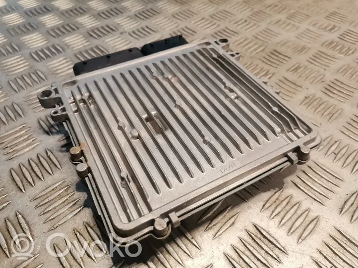 Mercedes-Benz CLK A209 C209 Sterownik / Moduł ECU 6421509472