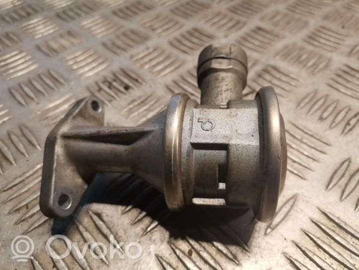 BMW 6 E63 E64 EGR valve 7837097