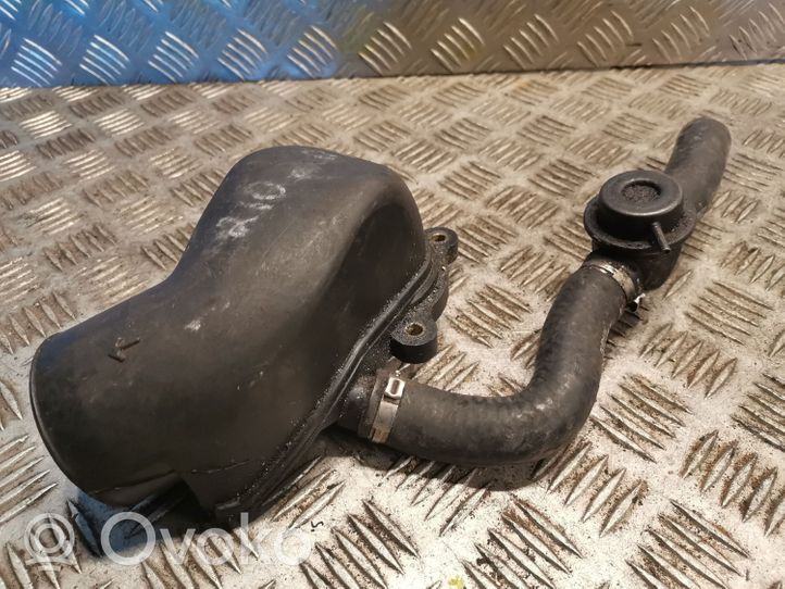 Mercedes-Benz E W210 Conduit d'air (cabine) 1111410804