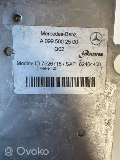 Mercedes-Benz C W205 Vaihteistoöljyn jäähdytin (käytetyt) A0995002500