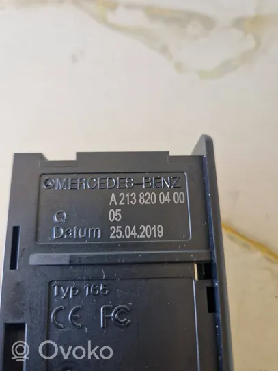 Mercedes-Benz C W205 Connettore plug in USB A2138200400