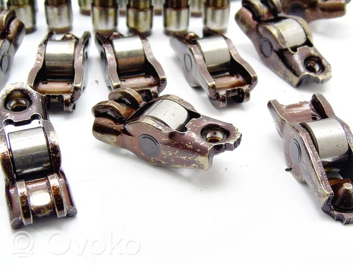 Renault Megane I Valve rocker arm 