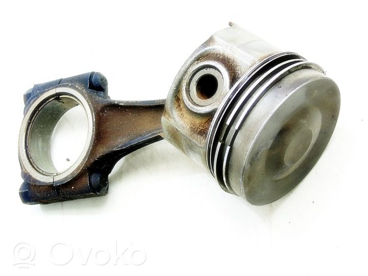 Citroen Berlingo Piston avec bielle 