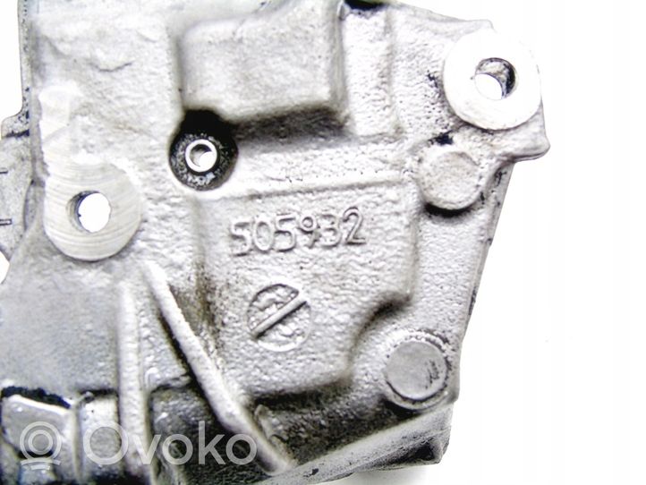 Citroen C4 I Supporto della pompa del carburante 505932