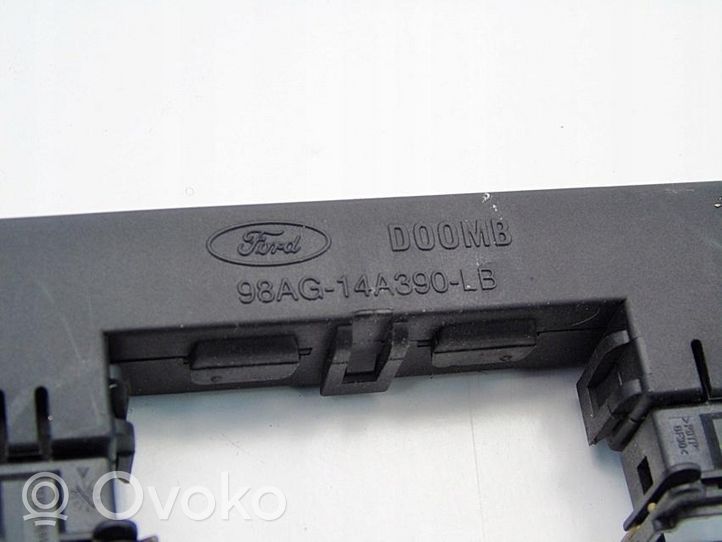 Ford Focus Autres faisceaux de câbles 98AG-14A390-LB