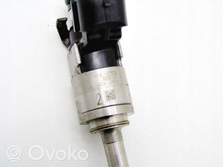 Mazda CX-5 Injecteur de carburant PYFA13250A