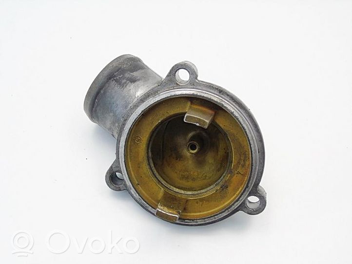 Mercedes-Benz E W210 Boîtier de thermostat 1112030375