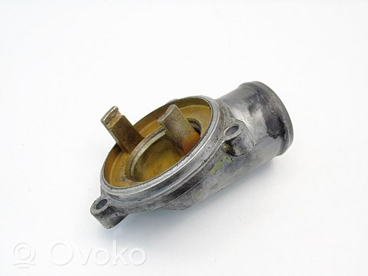 Mercedes-Benz E W210 Alloggiamento termostato 1112030375