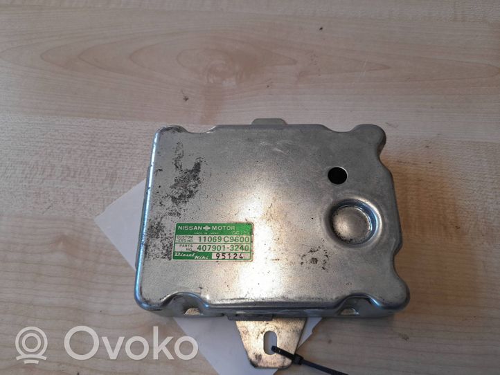 Nissan Patrol Y61 Unité de commande, module ECU de moteur 4079013240