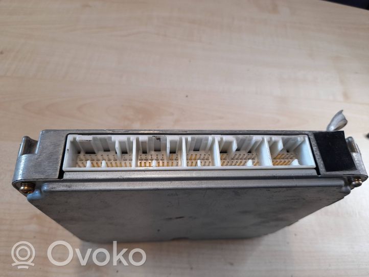 Toyota Land Cruiser (J100) Komputer / Sterownik ECU silnika 8966160620