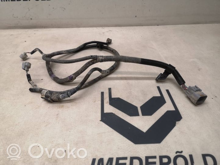 Toyota Land Cruiser (J100) Kiti laidai/ instaliacija 8212560411A1