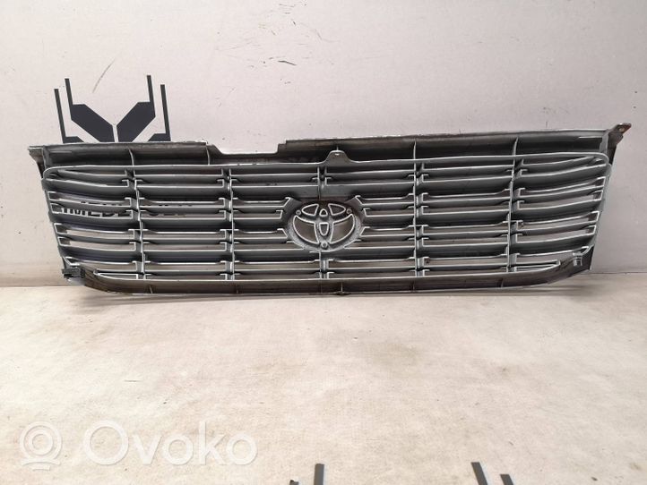 Toyota Land Cruiser (J100) Atrapa chłodnicy / Grill 5311160350