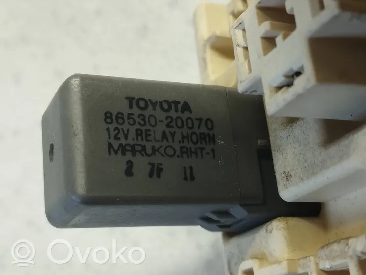 Toyota Land Cruiser (HDJ90) Skrzynka bezpieczników / Komplet 8264160020