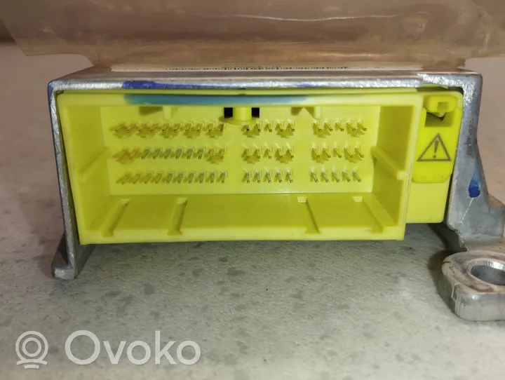 Toyota Hilux (AN10, AN20, AN30) Airbag control unit/module 891700K030