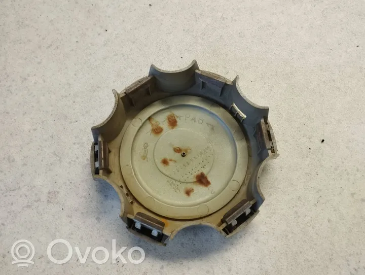 Toyota Land Cruiser (HDJ90) R16 wheel hub/cap/trim 