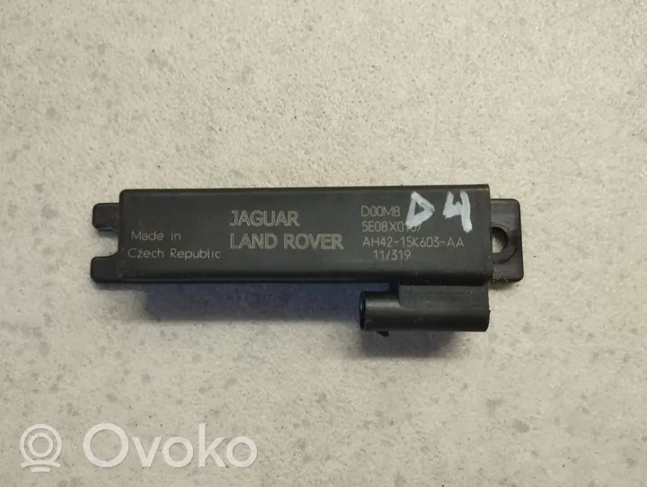 Land Rover Discovery 4 - LR4 Avaimeton järjestelmäantenni AH42-15K603-AA