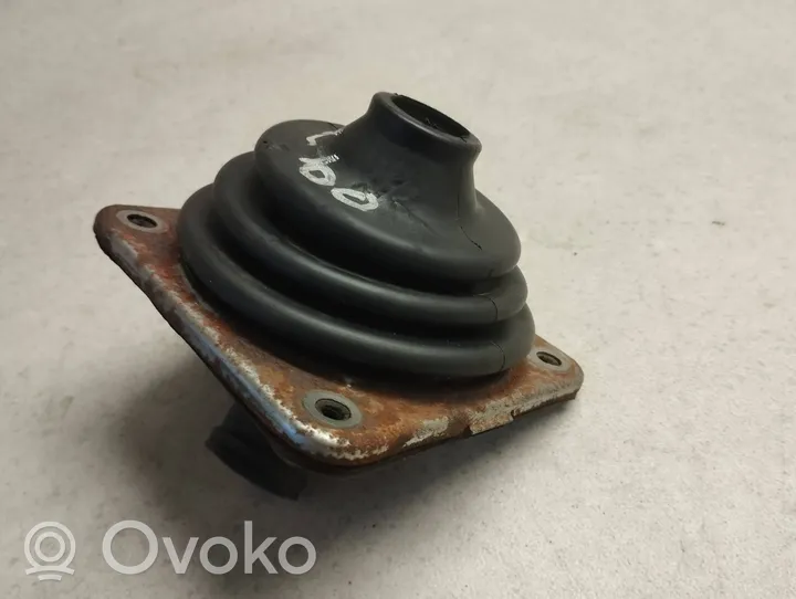 Toyota Land Cruiser (J100) Contour de levier de vitesses 5829060080