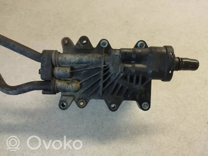 Land Rover Range Rover L322 Refroidisseur d'huile moteur UBC760011