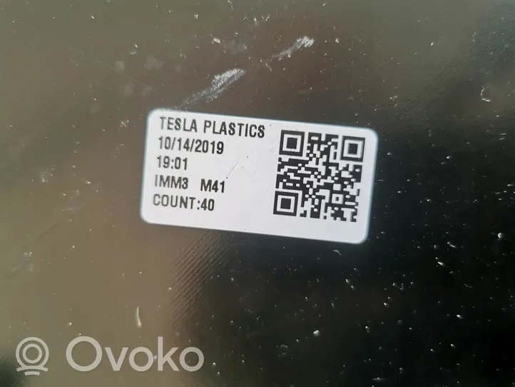 Tesla Model X Spojler zderzaka przedniego 105042100d